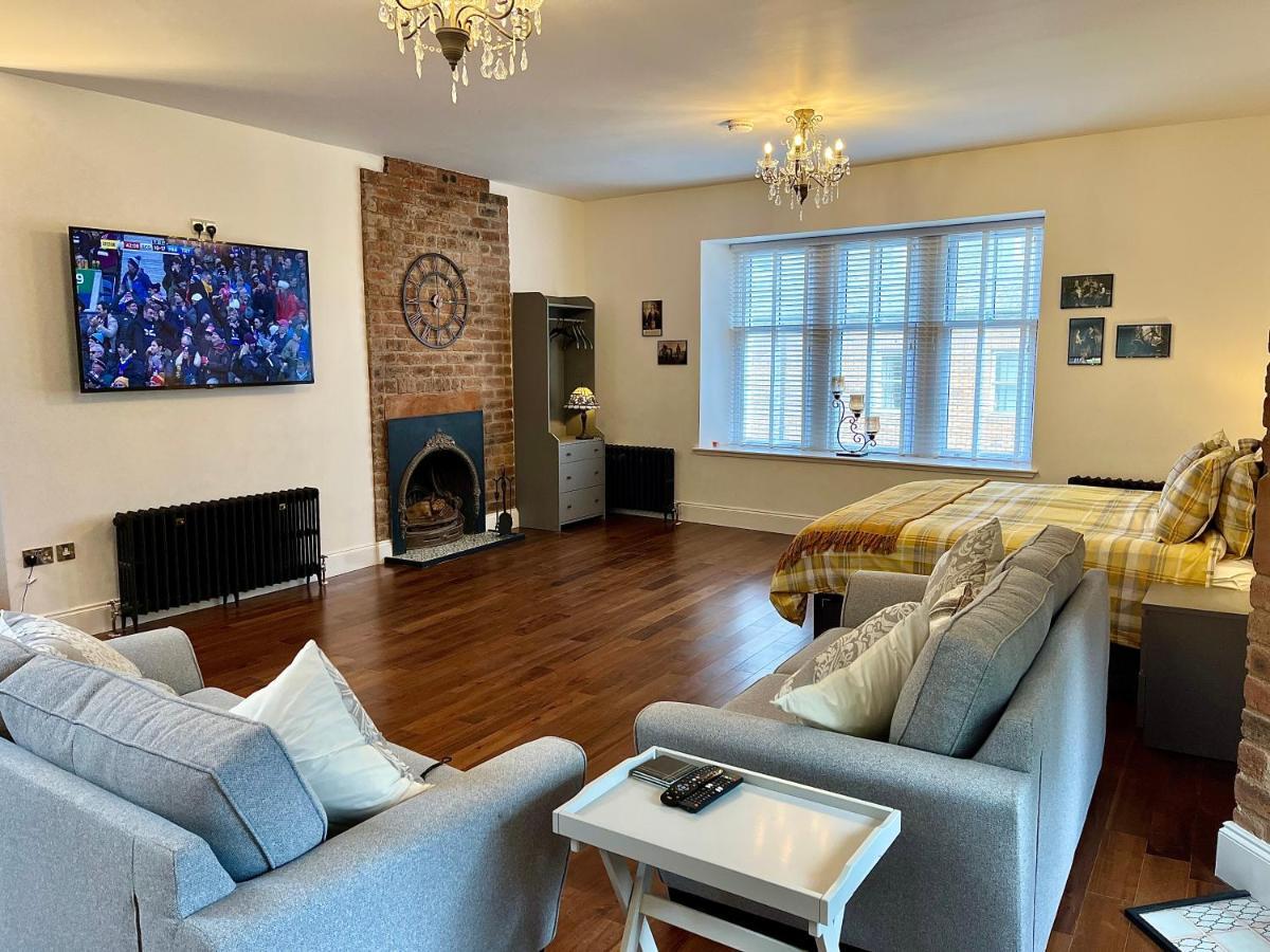 The Bards Loft, Large Studio Apartment Άυρ Εξωτερικό φωτογραφία